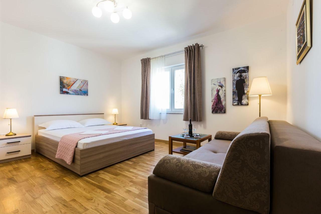 Stine Apartment Zadar Extérieur photo