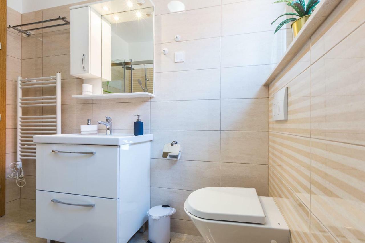 Stine Apartment Zadar Extérieur photo