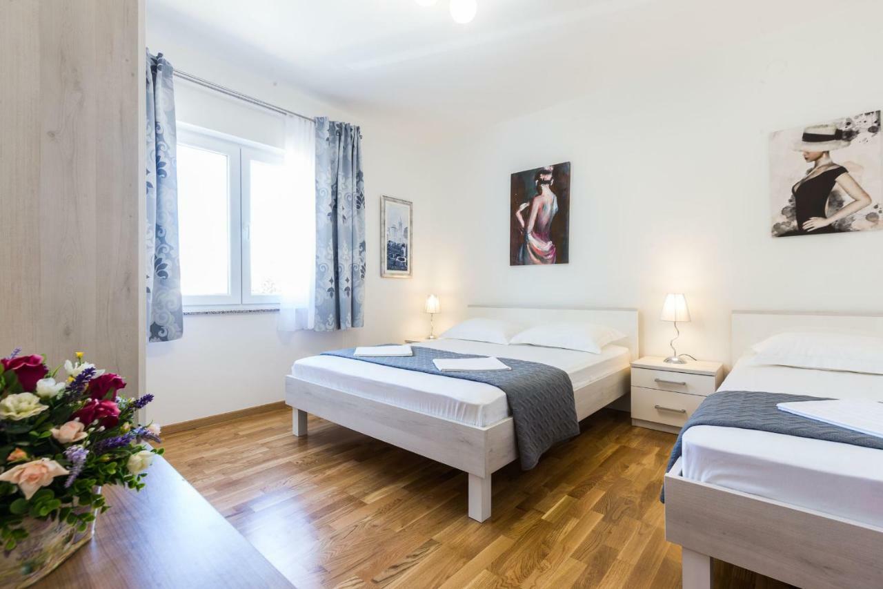 Stine Apartment Zadar Extérieur photo