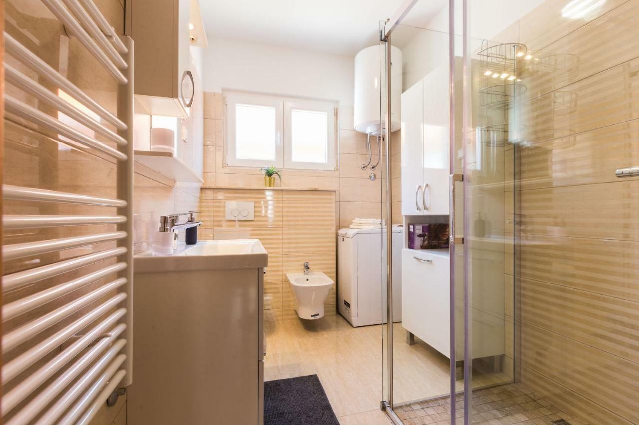 Stine Apartment Zadar Extérieur photo